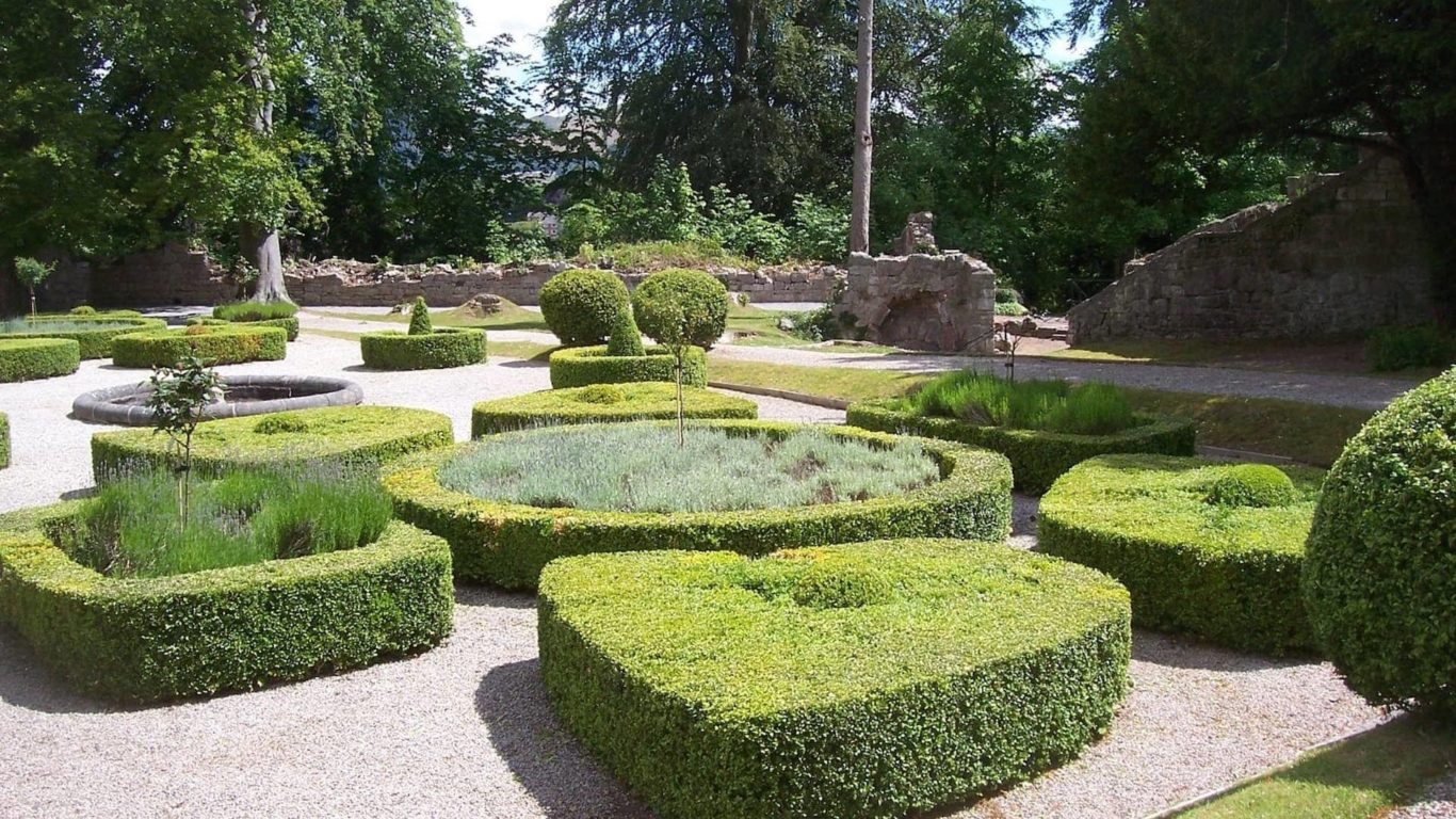 medieval-gardens
